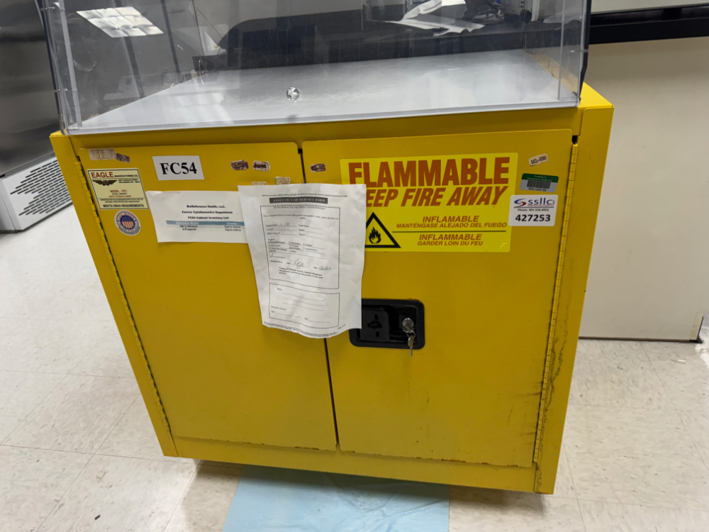 Image of Eagle 22 Gallon Flammable Liquid Storage Cabinet